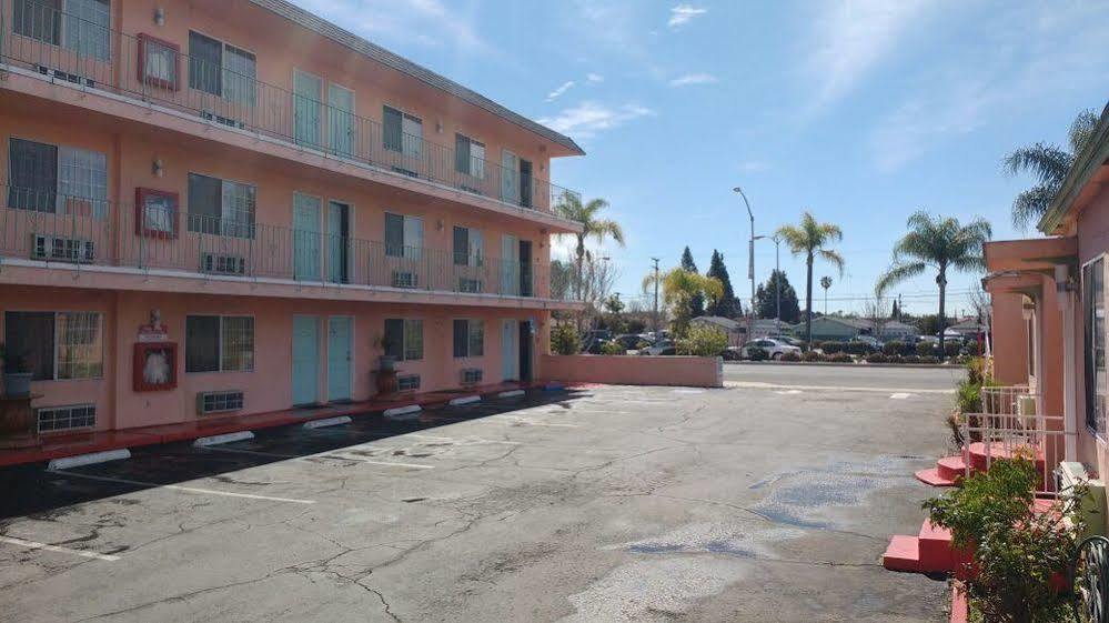La Petite Rouge Motel San Diego Exterior foto